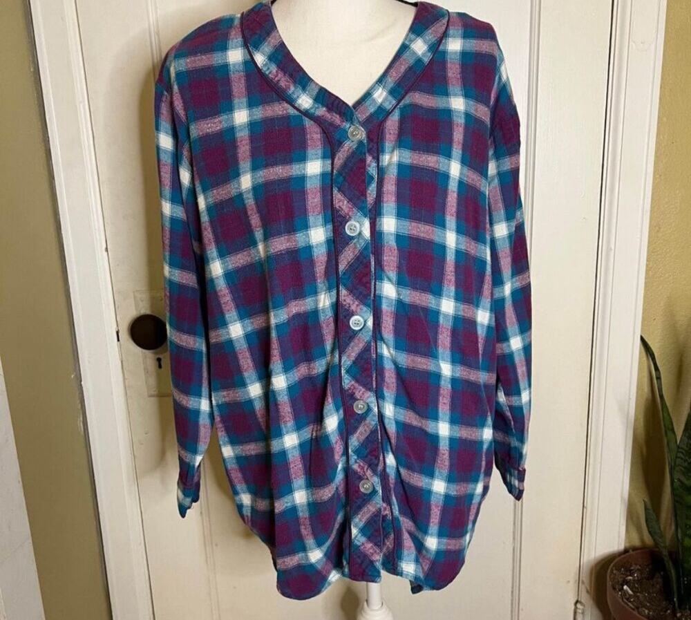 5/$25 Plaid Flannel Button Down Shirt Blue Purple Teal Top Size Medium